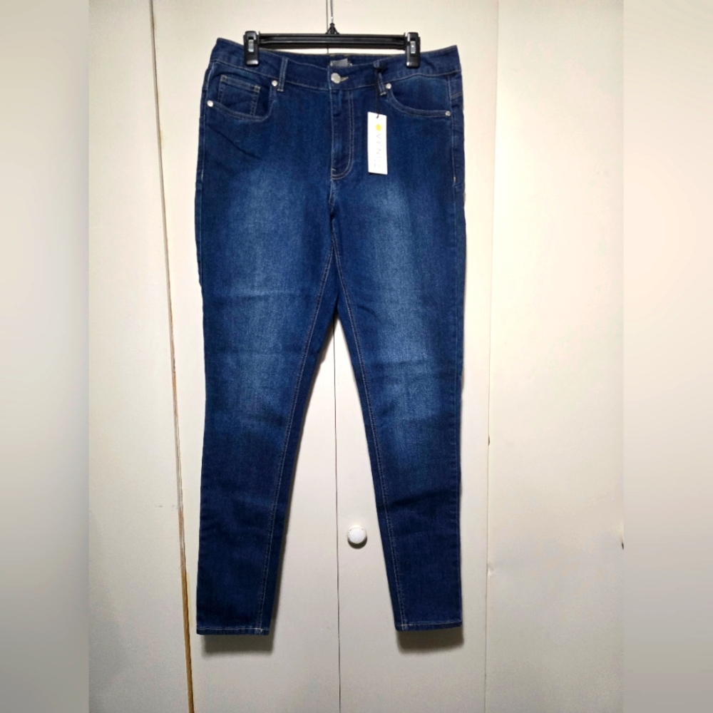 Venus Lift Skinny Jeans NWT Size 14